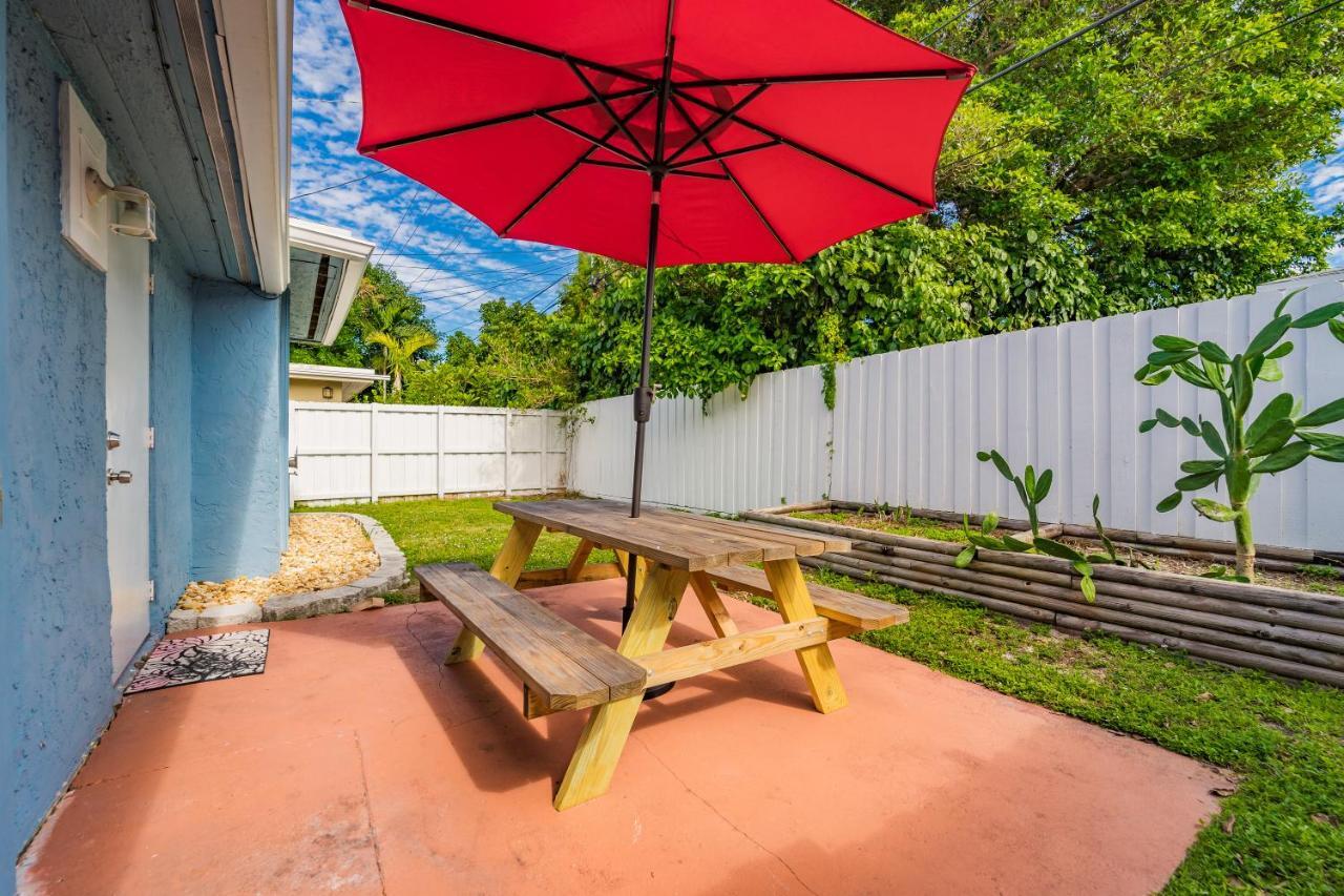 Beach Chairs, Good Kitchen, Strong Wifi On 14Th Ave فورت لودرديل المظهر الخارجي الصورة
