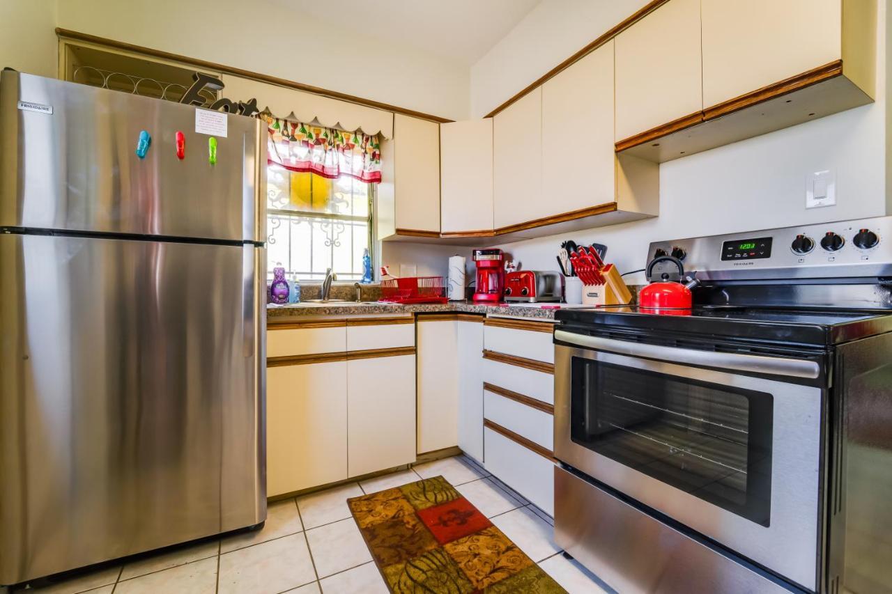 Beach Chairs, Good Kitchen, Strong Wifi On 14Th Ave فورت لودرديل المظهر الخارجي الصورة